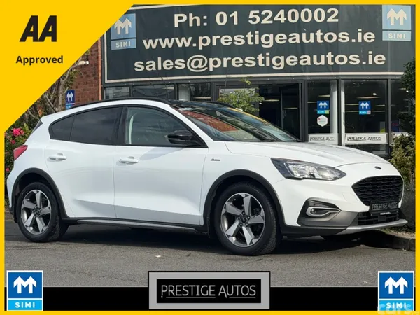 Ford Focus Hatchback, Petrol, 2021, White
