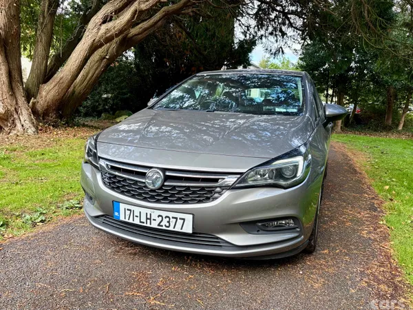 Vauxhall Astra Hatchback, Diesel, 2017, Grey
