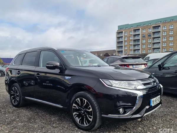 Mitsubishi Outlander SUV, Petrol Plug-in Hybrid, 2016, Black