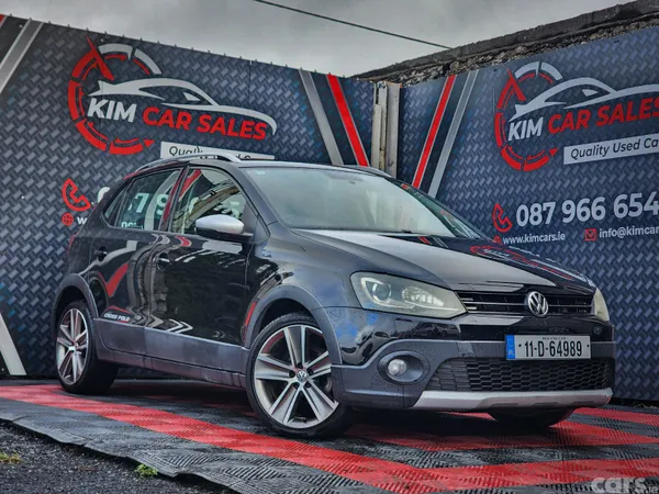 Volkswagen Polo Hatchback, Petrol, 2011, Black