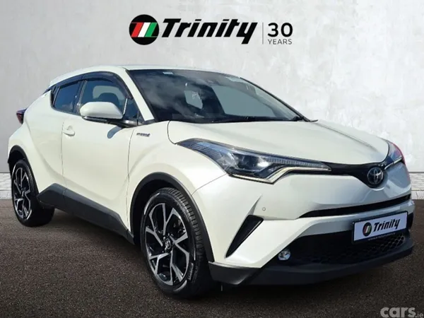 Toyota C-HR SUV, Petrol Hybrid, 2019, White