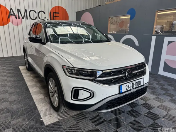 Volkswagen T-Roc SUV, Diesel, 2024, White