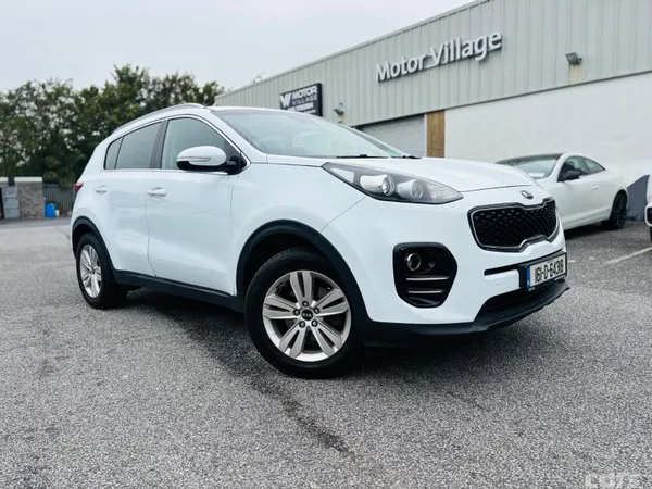 Kia Sportage SUV, Petrol, 2016, White
