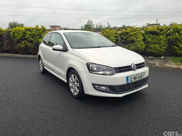 Volkswagen Polo Hatchback, Petrol, 2012, White