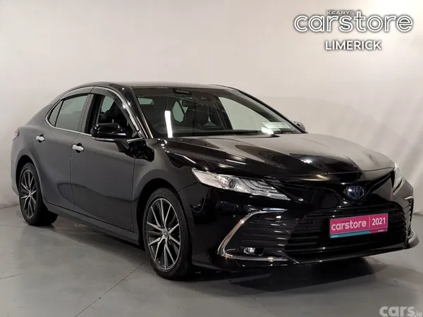 Toyota Camry Saloon, Petrol Hybrid, 2021, Black