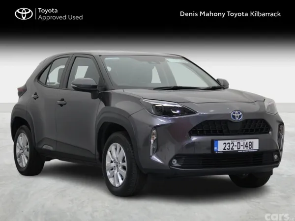 Toyota Yaris Cross Hatchback, Petrol Hybrid, 2023, Grey