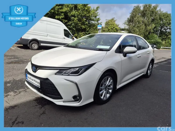 Toyota Corolla Saloon, Petrol Hybrid, 2023, White