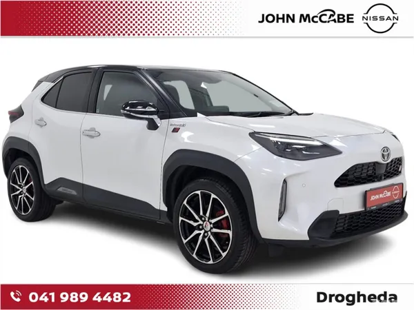 Toyota Yaris Cross Hatchback, Petrol Hybrid, 2023, White