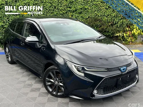 Toyota Corolla Estate, Petrol Hybrid, 2021, Black
