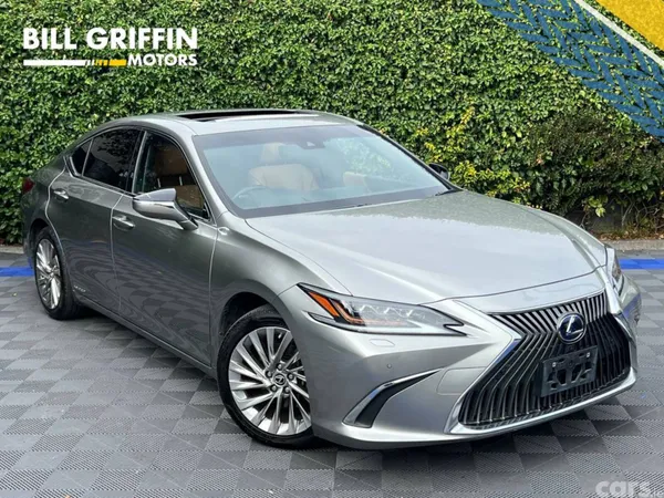 Lexus ES Saloon, Diesel Hybrid, 2021, Gold