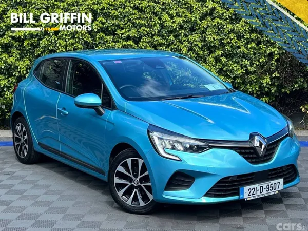 Renault Clio Hatchback, Petrol, 2022, Blue