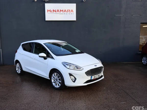Ford Fiesta Hatchback, Petrol, 2021, White