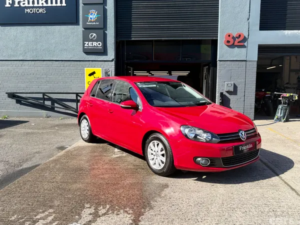 Volkswagen Golf Hatchback, Petrol, 2011, Red