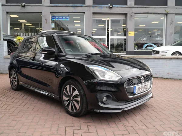 Suzuki Swift Hatchback, Petrol, 2019, Black