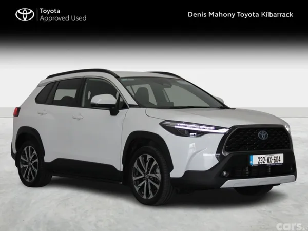 Toyota Corolla Cross Hatchback, Petrol Hybrid, 2023, White