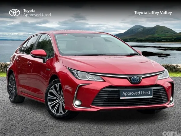 Toyota Corolla Saloon, Petrol Hybrid, 2021, Red