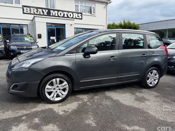 Peugeot 5008 MPV, Diesel, 2016, Grey