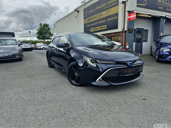 Toyota Corolla Hatchback, Petrol Hybrid, 2020, Blue