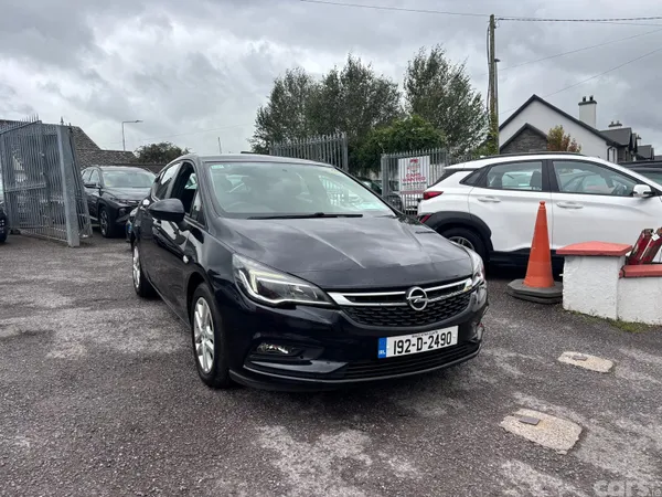 Opel Astra Hatchback, Petrol, 2019, Blue