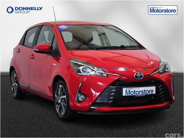 Toyota Yaris Hatchback, Petrol Hybrid, 2020, Red