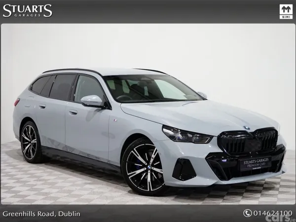 BMW 5-Series Estate, Petrol Plug-in Hybrid, 2025, Grey
