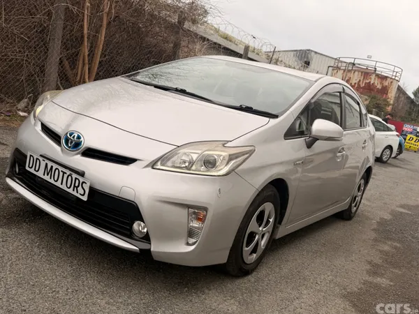 Toyota Prius Hatchback, Petrol Hybrid, 2015, Silver