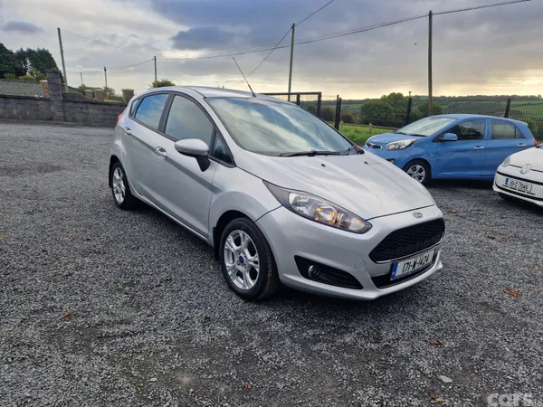 Ford Fiesta Hatchback, Petrol, 2017, Grey