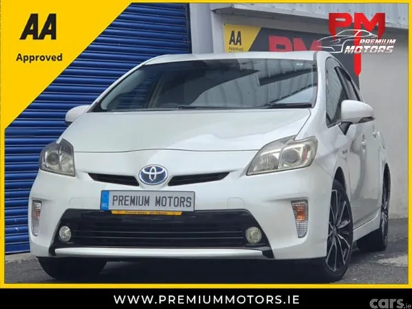 Toyota Prius Hatchback, Petrol Hybrid, 2014, White