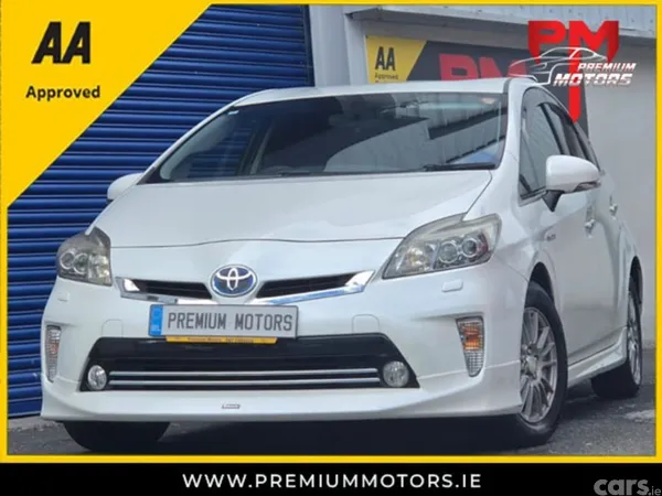 Toyota Prius Hatchback, Petrol Hybrid, 2014, White