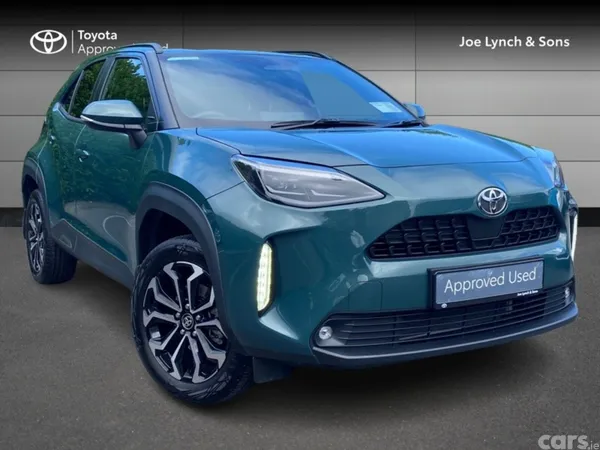 Toyota Yaris Cross SUV, Petrol Hybrid, 2026, Green