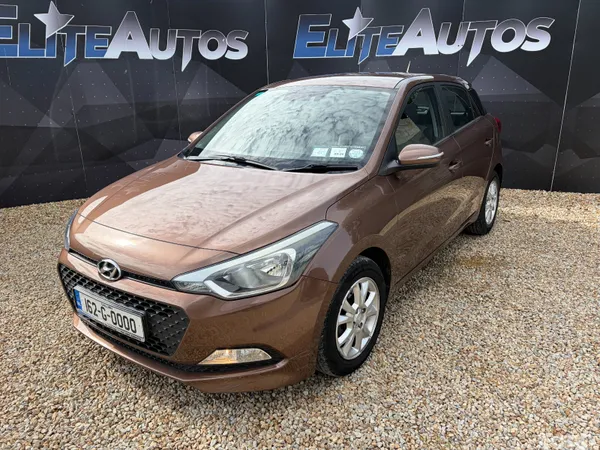 Hyundai i20 Hatchback, Petrol, 2016, Brown