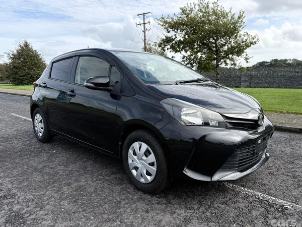 Toyota Vitz Hatchback, Petrol, 2015, Black