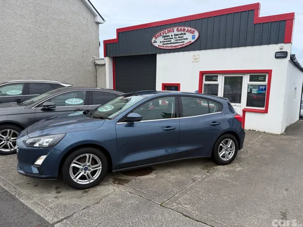 Ford Focus Hatchback, Diesel, 2021, Blue