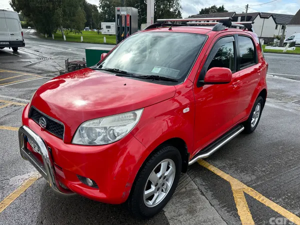 Daihatsu Terios SUV, Petrol, 2007, Red
