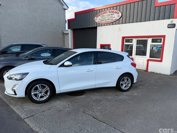 Ford Focus Hatchback, Diesel, 2021, White