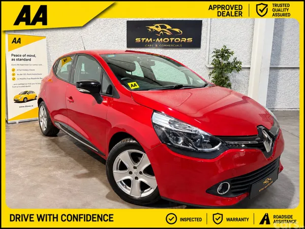 Renault Clio Hatchback, Petrol, 2015, Red