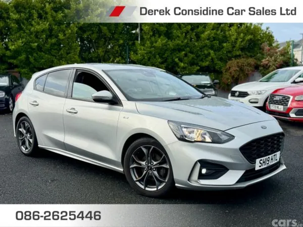 Ford Focus Hatchback, Diesel, 2019, Silver