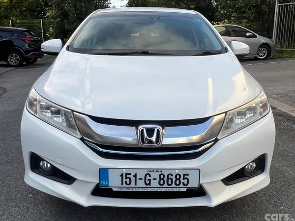 Honda Grace Saloon, Petrol Hybrid, 2015, White