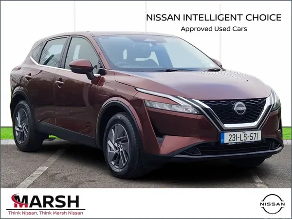 Nissan Qashqai MPV, Petrol, 2023, Red