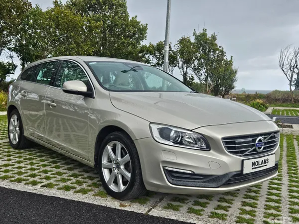 Volvo V60 Estate, Diesel, 2017, Gold