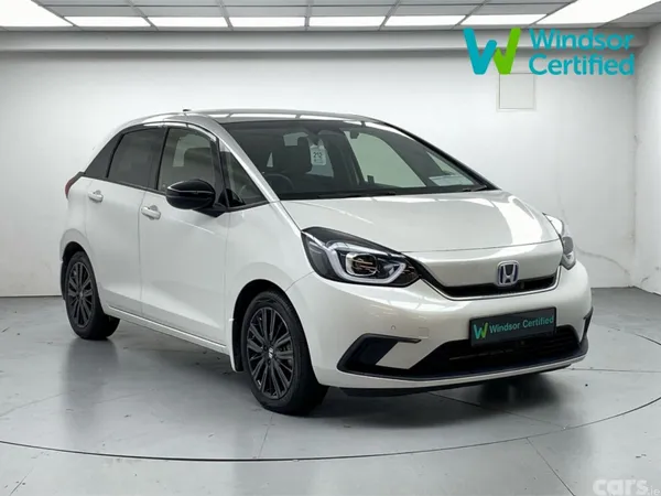 Honda Fit Hatchback, Petrol Hybrid, 2022, White