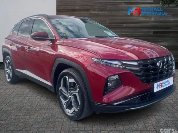 Hyundai Tucson MPV, Petrol Hybrid, 2022, Red
