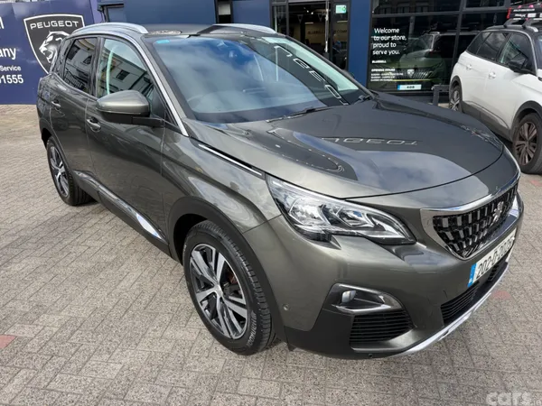 Peugeot 3008 MPV, Petrol, 2020, Grey