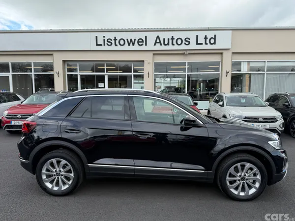 Volkswagen T-Roc SUV, Petrol, 2025, Black