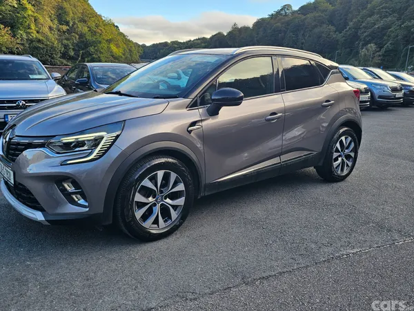 Renault Captur Hatchback, Petrol Plug-in Hybrid, 2021, Grey