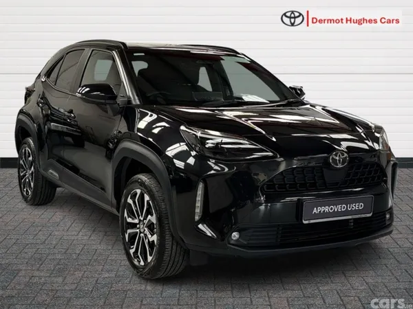 Toyota Yaris Cross Hatchback, Petrol Hybrid, 2026, Black