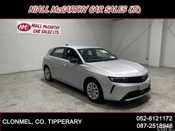 Opel Astra Hatchback, Diesel, 2024, Grey