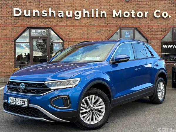 Volkswagen T-Roc SUV, Petrol, 2023, Blue