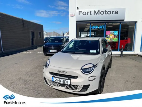 Fiat 600 Hatchback, Petrol, 2025, Grey
