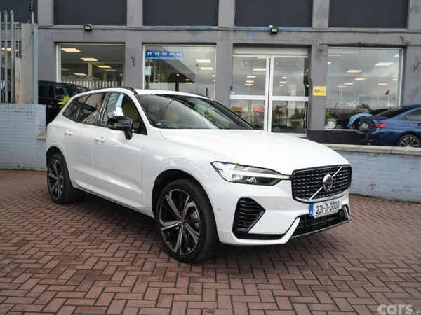 Volvo XC60 Estate, Petrol Plug-in Hybrid, 2023, White